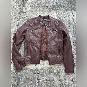 Women’s leather Jacket! Women’s size Xs